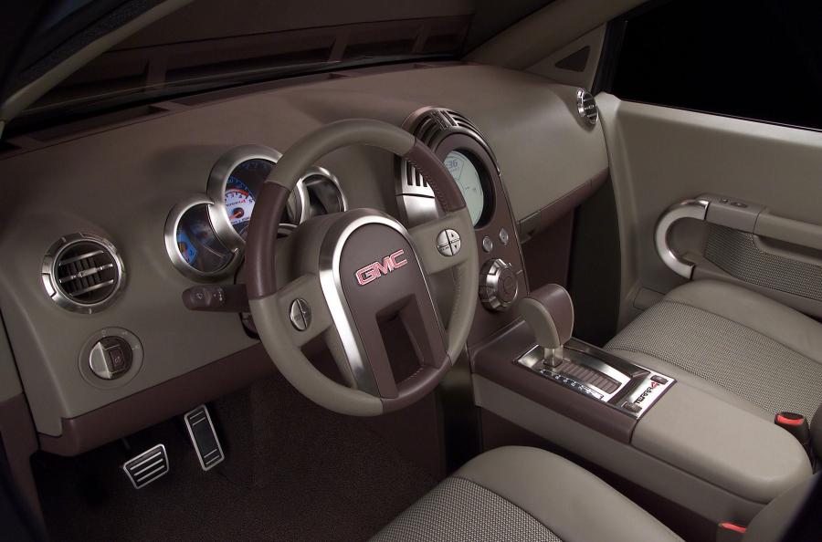 GMC Terra4 Concept 2002 года  (фото 11 из 16)